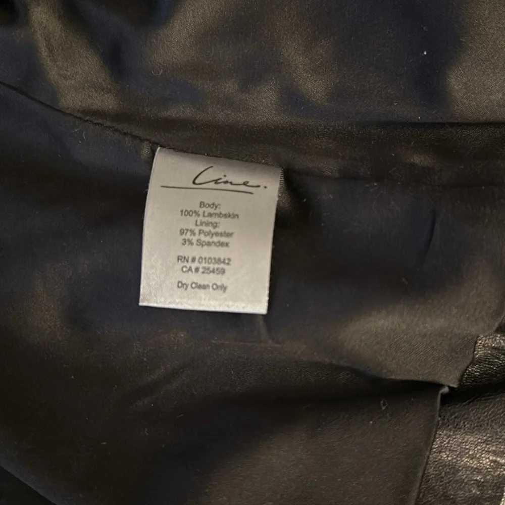Leather jacket - Picture 4 of 4